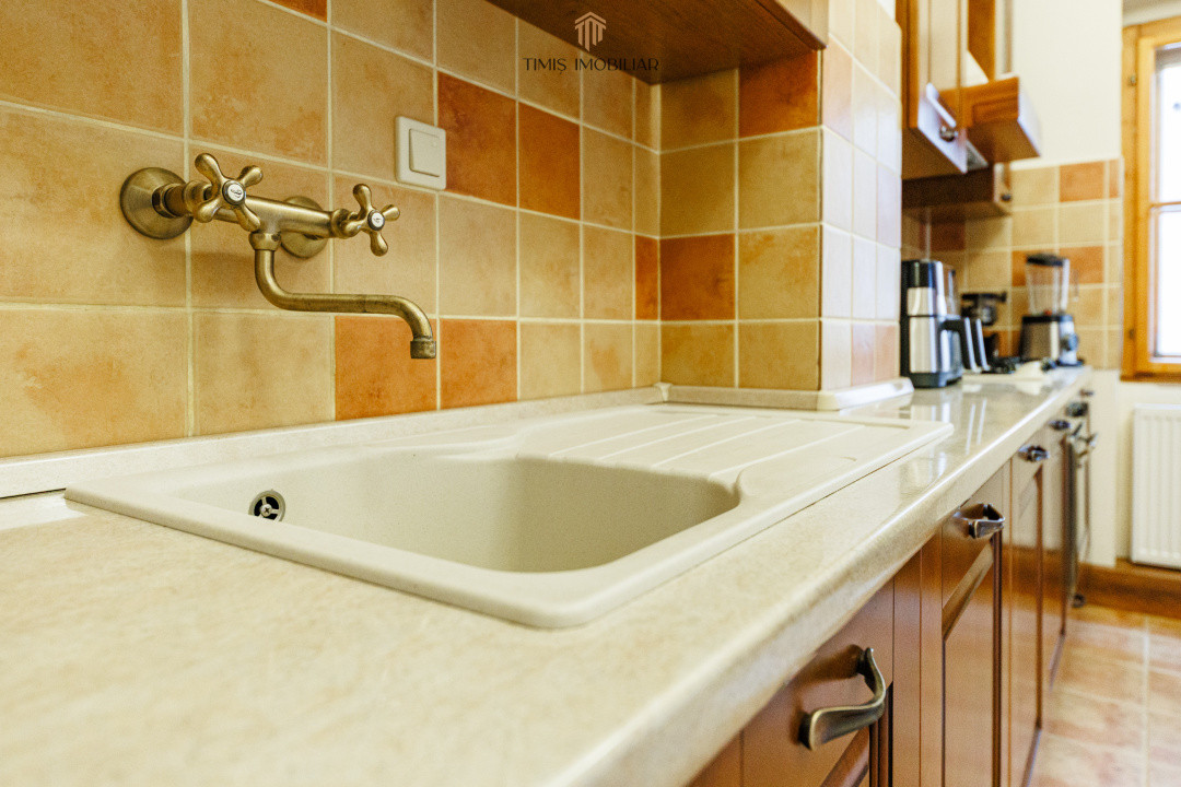 Apartament cu farmec istoric, 72 mp, spre închiriere – Ion Ghica