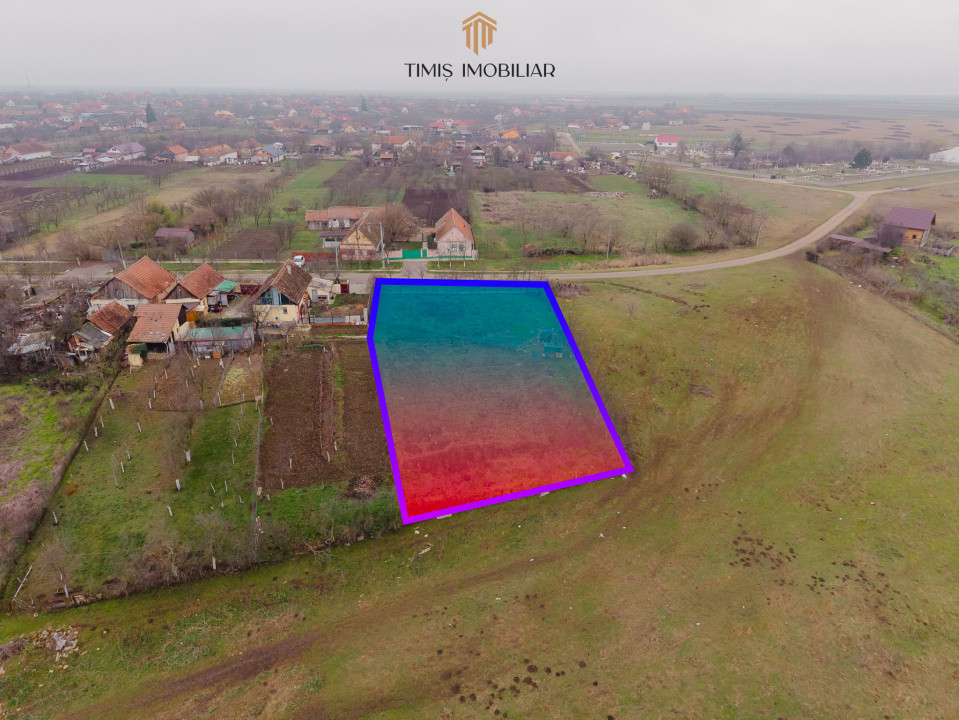Teren Ianova 1200 mp, vatra satului | asfalt, utilitati | Comision 0%