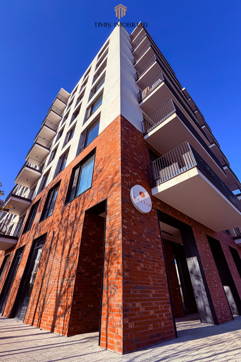 Exclusive Riverside Apartment with Panoramic Views in Paltim