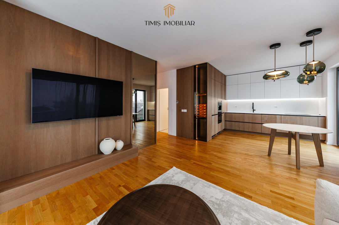 Exclusive Riverside Apartment with Panoramic Views in Paltim