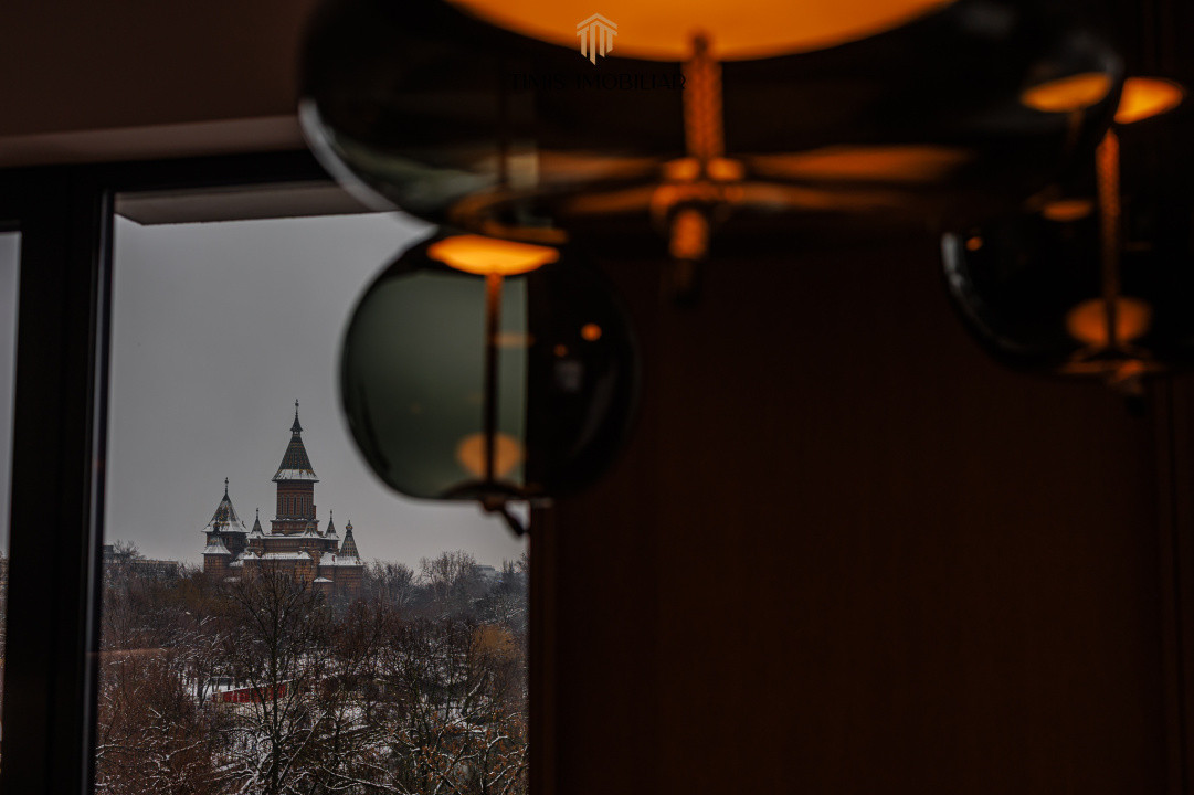 Exclusive Riverside Apartment with Panoramic Views in Paltim