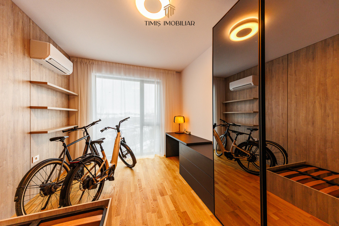 Exclusive Riverside Apartment with Panoramic Views in Paltim