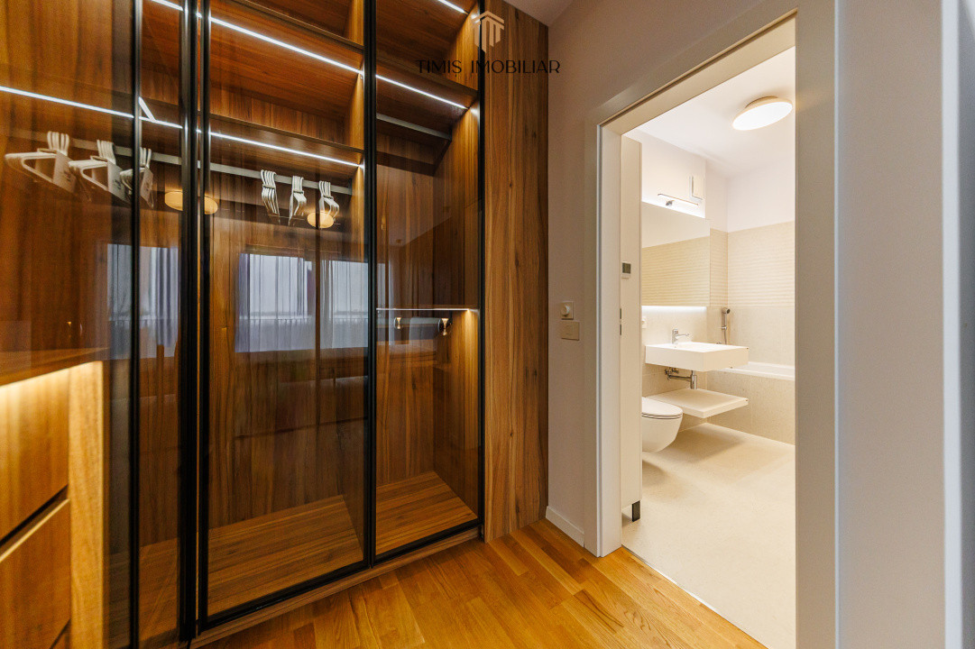 Exclusive Riverside Apartment with Panoramic Views in Paltim