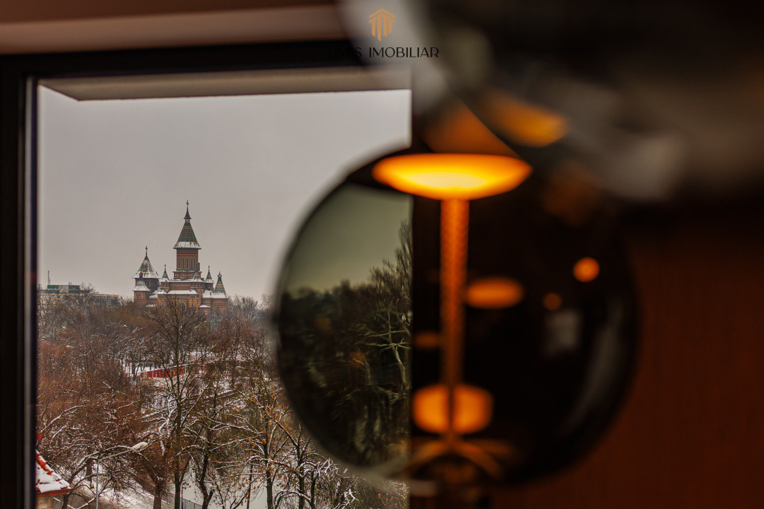 Exclusive Riverside Apartment with Panoramic Views in Paltim