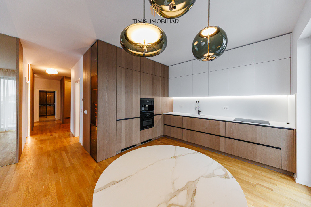 Exclusive Riverside Apartment with Panoramic Views in Paltim