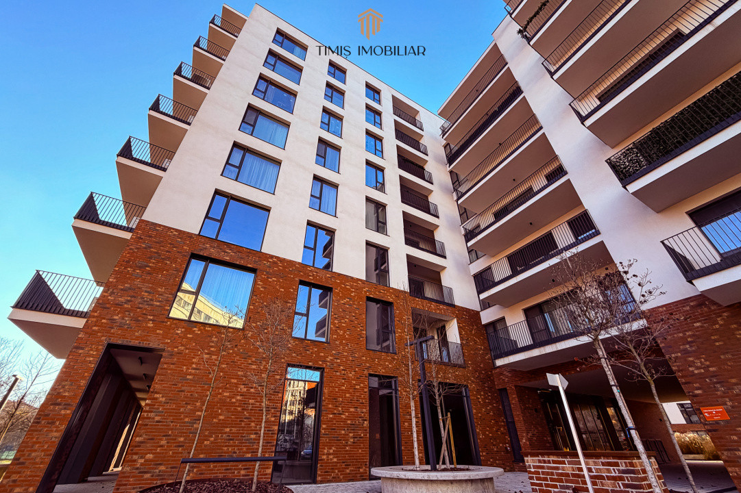 Exclusive Riverside Apartment with Panoramic Views in Paltim