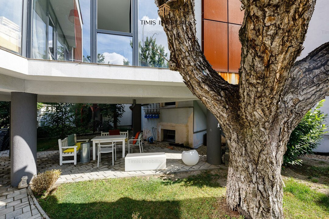 Vila impresionanta in Timisoara - Zona Balcescu | 466 mp, acces auto