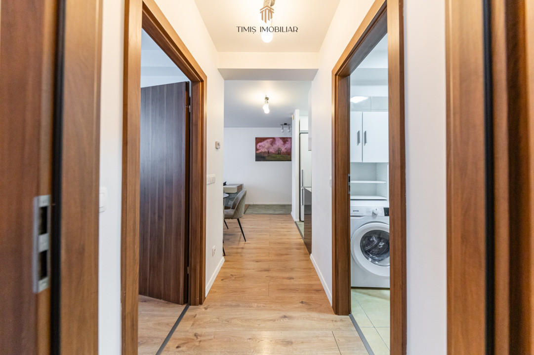 Apartament cu curte proprie și 2 parcări, de închiriat în Adora Forest