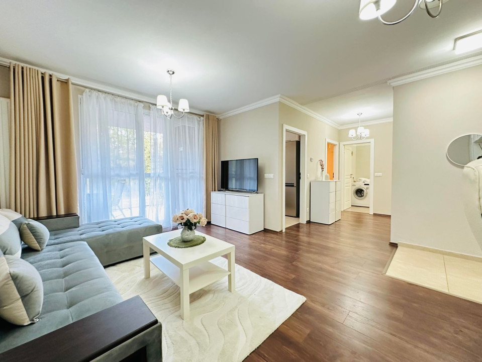 Apartament cochet | Adora Forest | Dressing & Bucatarie inchisa