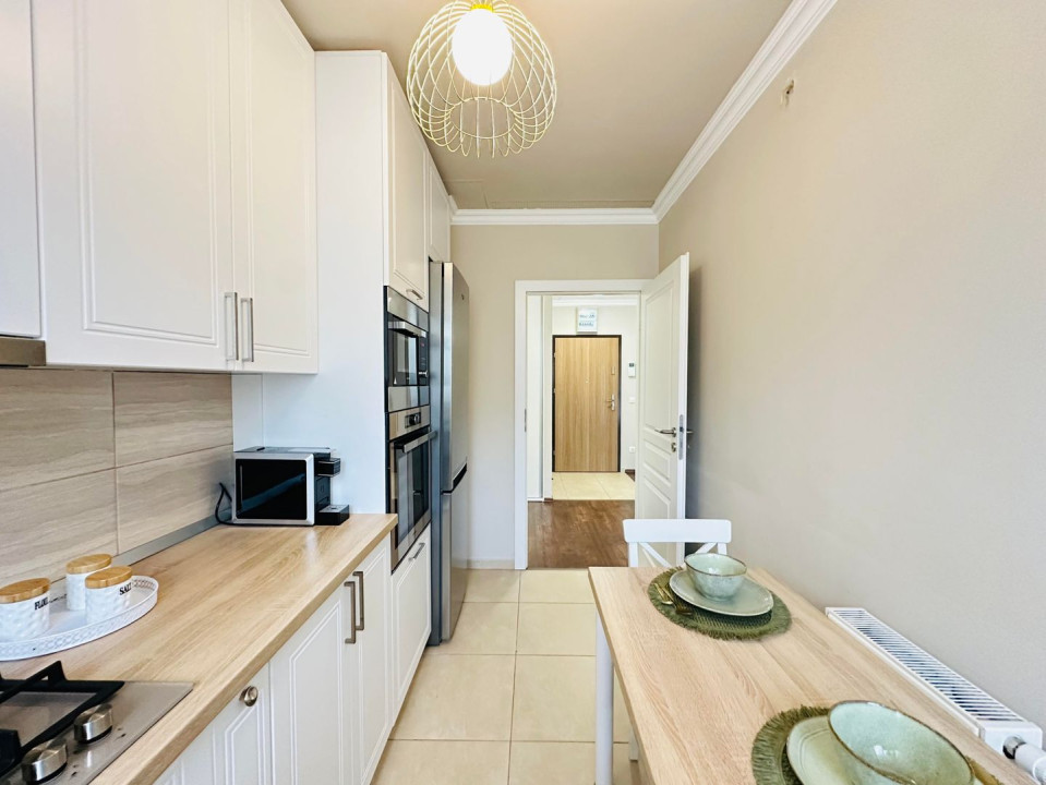 Apartament cochet | Adora Forest | Dressing & Bucatarie inchisa