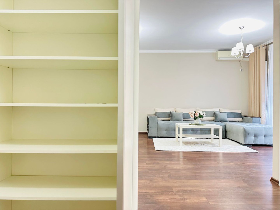 Apartament cochet | Adora Forest | Dressing & Bucatarie inchisa