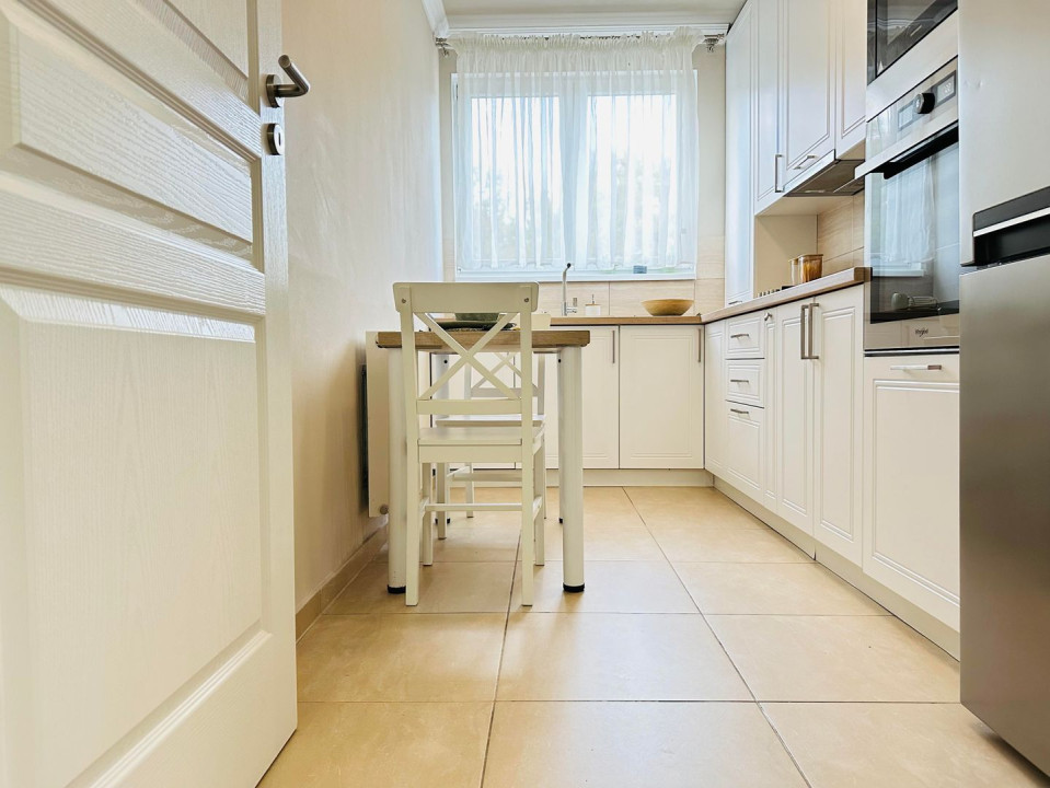 Apartament cochet | Adora Forest | Dressing & Bucatarie inchisa