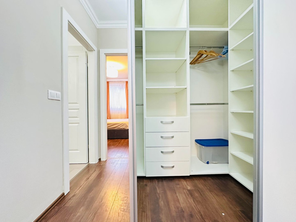 Apartament cochet | Adora Forest | Dressing & Bucatarie inchisa