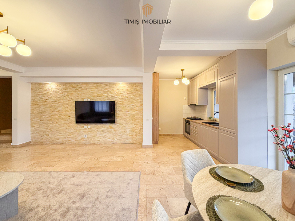 Casă de închiriat în Dumbrăvița – 4 dormitoare, 2 băi, Pădure