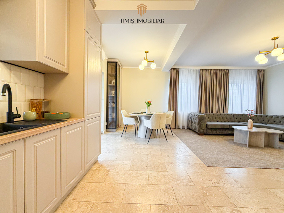 Casă de închiriat în Dumbrăvița – 4 dormitoare, 2 băi, Pădure