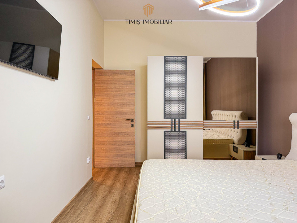 Casă de închiriat în Dumbrăvița – 4 dormitoare, 2 băi, Pădure