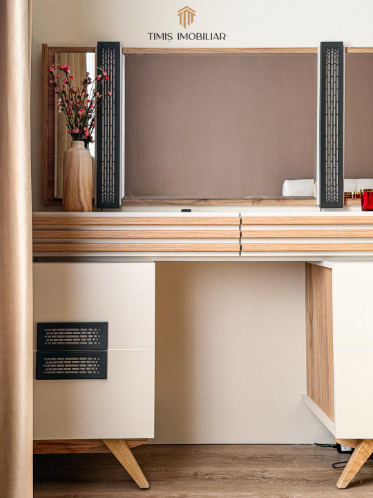 Casă de închiriat în Dumbrăvița – 4 dormitoare, 2 băi, Pădure