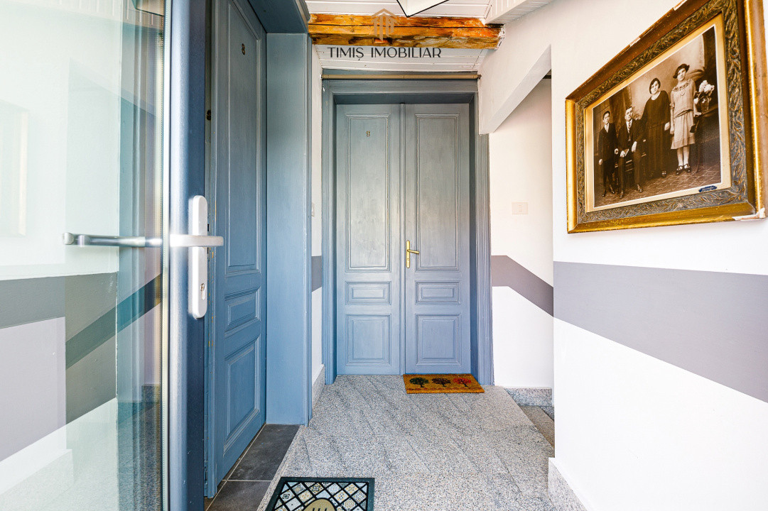 Apartament boem la mansardă, clădire istorica | Parcare inclusa