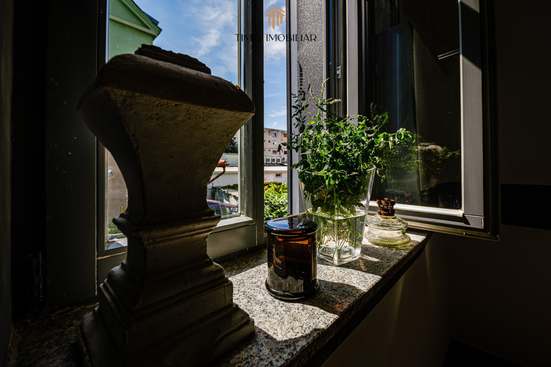 Retro italian, 45 mp – clădire istorică renovată | parcare privata