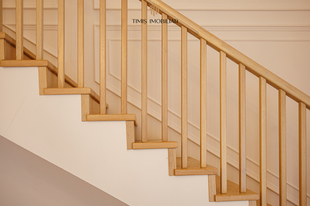 Casă unică pe stradă privată | Piscina & 730 mp teren – Dumbrăvița