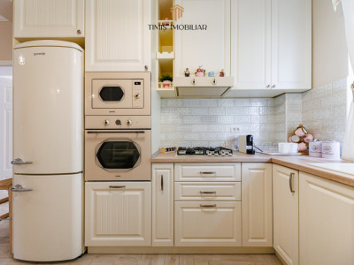 Apartament modern, decomandat | Gradina proprie & parcare 