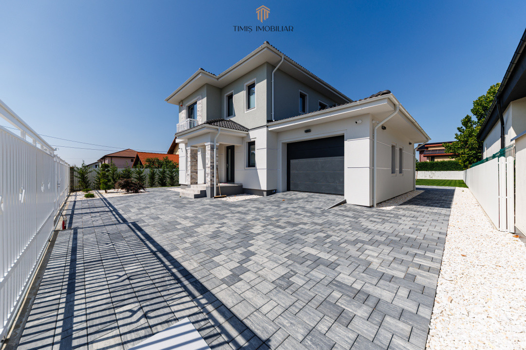 Casă individuală | 4 dormitoare, garaj și teren de 1.000 mp | Com 0%