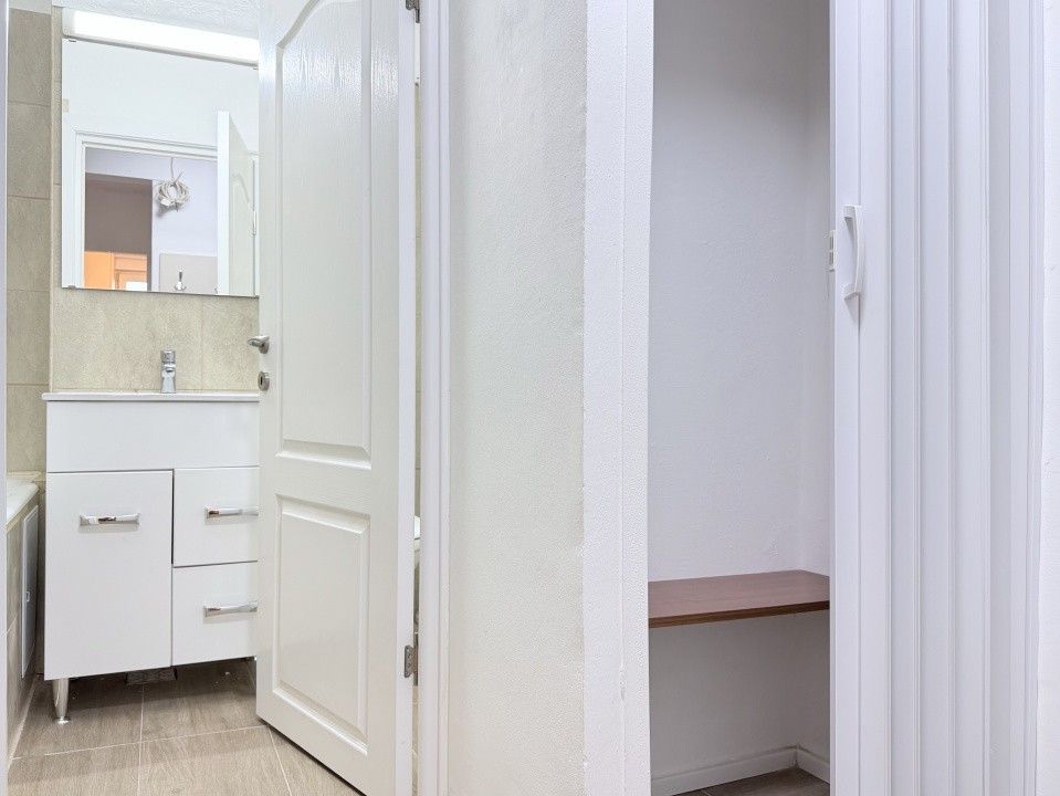 Apartament modern - Spitalul Judetean - 2 camere, decomandat