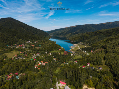 Terenuri la marginea pădurii – Poiana Mărului, zonă superbă | Com 0%