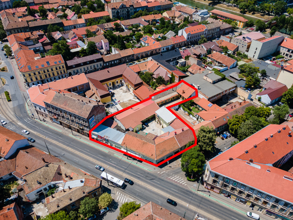 Spatiu comercial stradal cu vitrina | 70 mp, in Sinaia | Com 0%