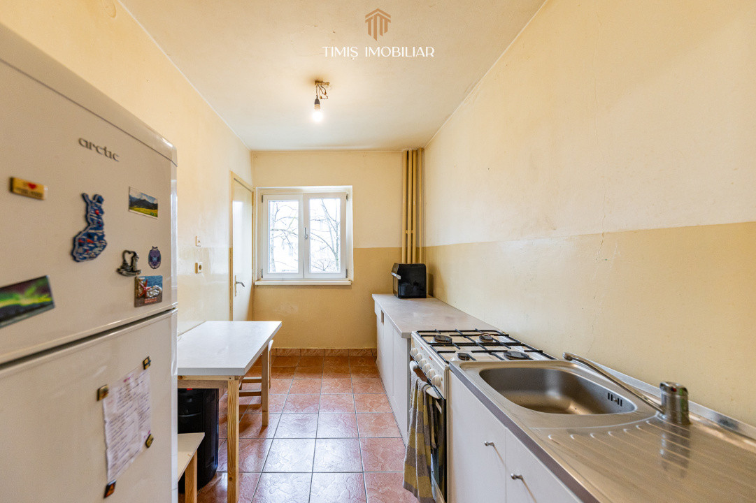 3 camere Girocului, etaj 3, balcon – Cosminului, SUT 65 mp | Com 0%