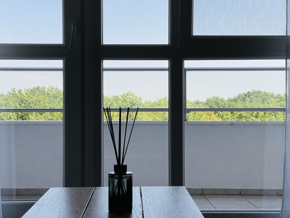 Com 0% - Apartament modern cu terasă mare și vedere WOW spre pădure!