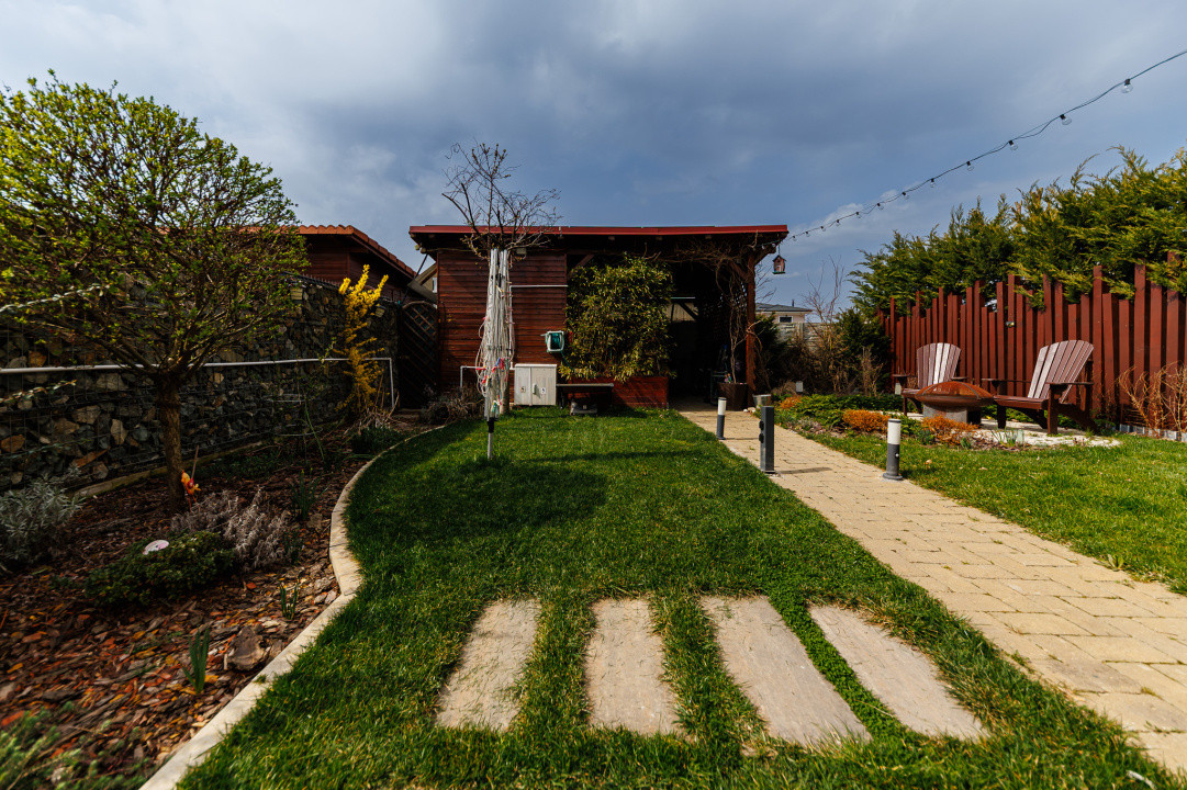 Duplex mediteranean, curte superbă – Timisoara,, panouri solare