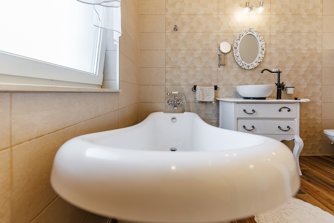 Duplex mediteranean, curte superbă – Timisoara,, panouri solare