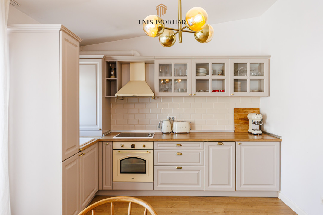 Oferta Inchiriata - Casa primitoare si calda, cu 4 camere, la liziera padurii