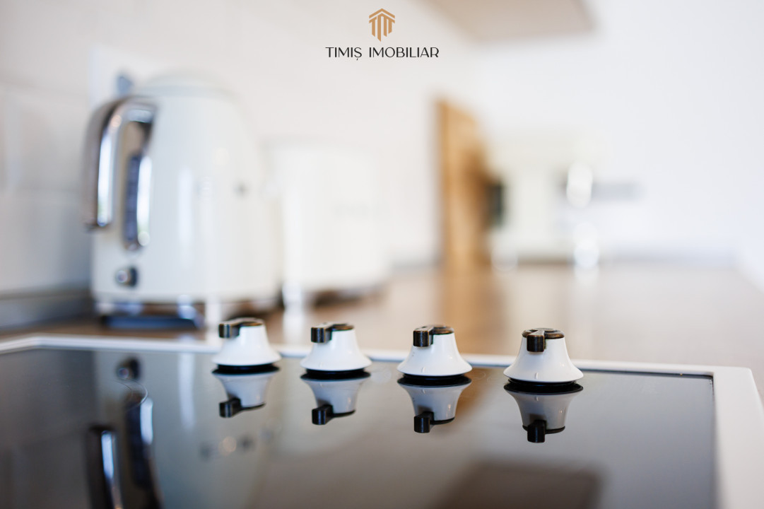 Oferta Inchiriata - Casa primitoare si calda, cu 4 camere, la liziera padurii