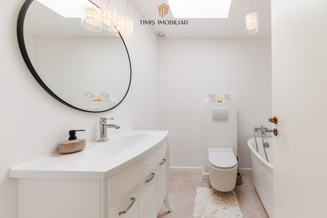 Oferta Inchiriata - Casa primitoare si calda, cu 4 camere, la liziera padurii