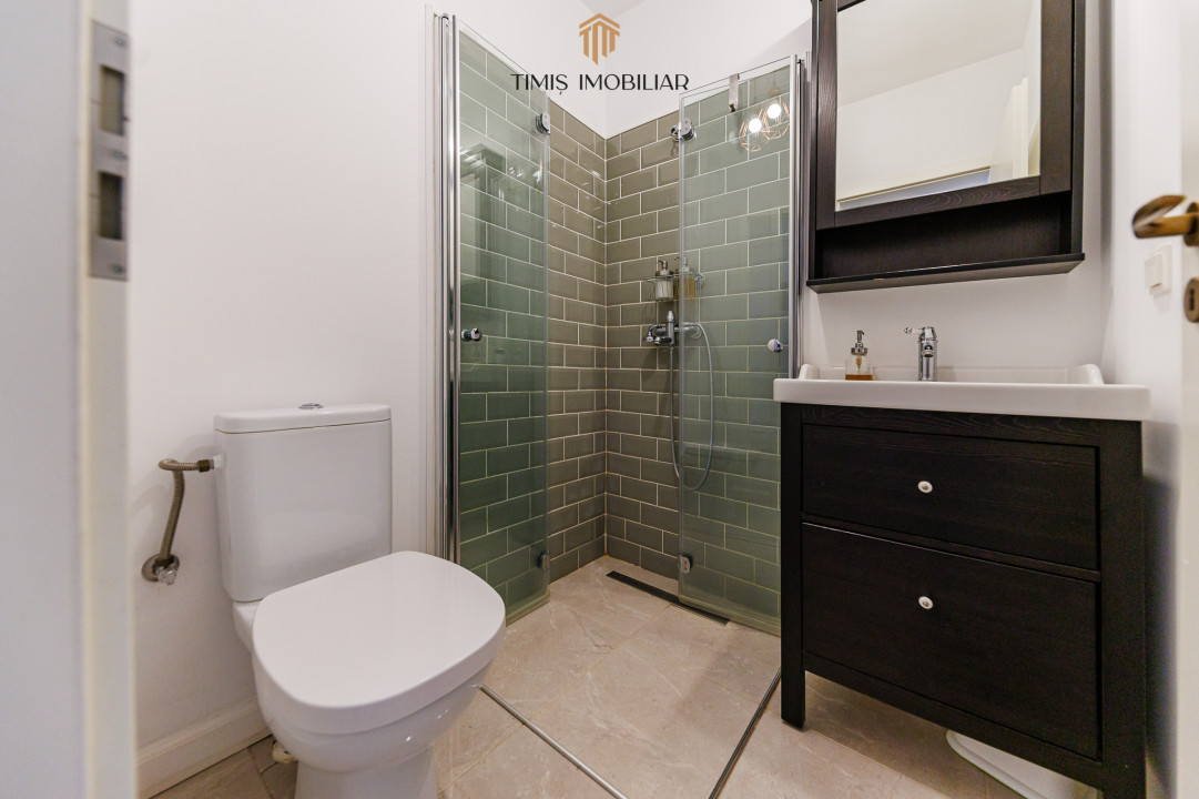 Oferta Inchiriata - Casa primitoare si calda, cu 4 camere, la liziera padurii