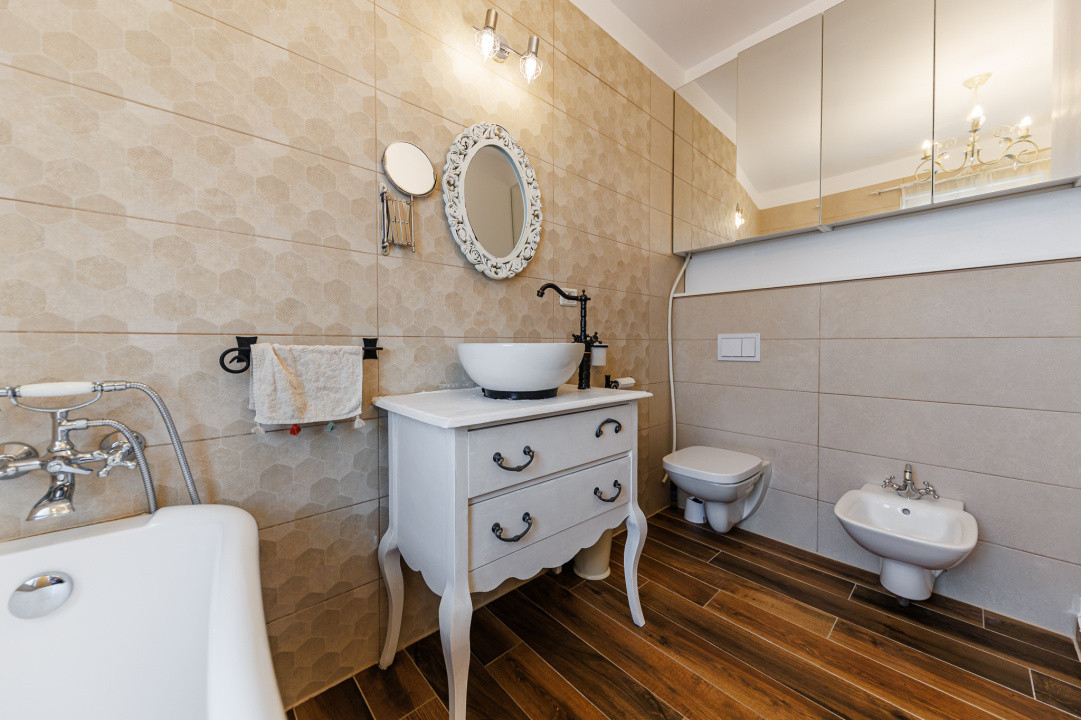 Duplex Premium, curte superbă – Timisoara,, panouri solare | Com 0%