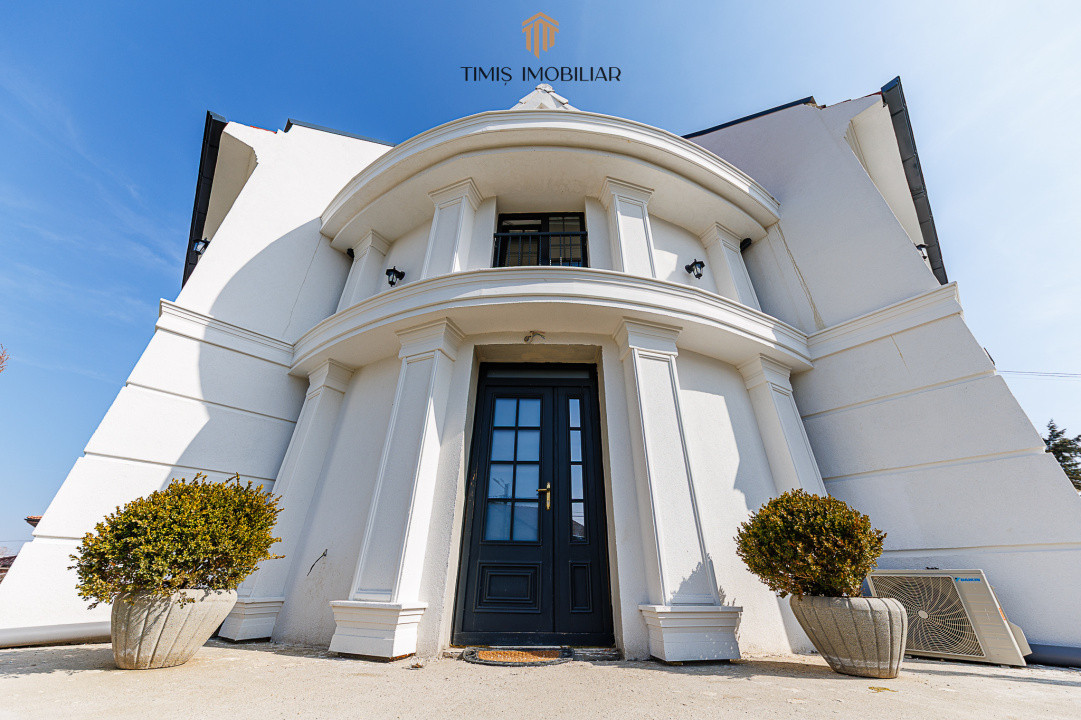 Casă unică pe stradă privată | Piscina & 730 mp teren – Dumbrăvița