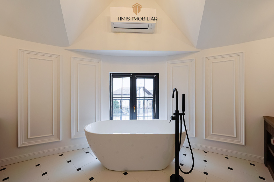 Casă unică pe stradă privată | Piscina & 730 mp teren – Dumbrăvița