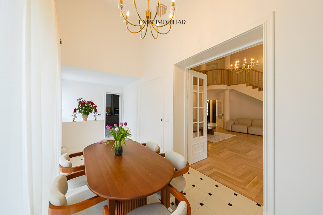 Casă unică pe stradă privată | Piscina & 730 mp teren – Dumbrăvița