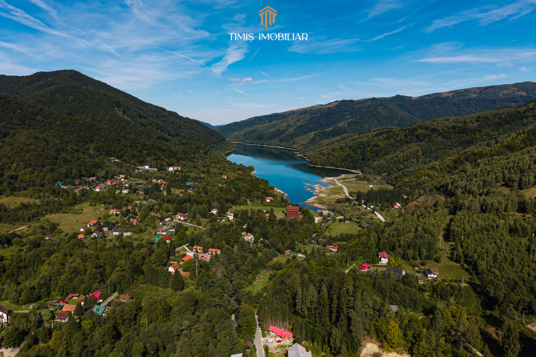 Terenuri la marginea pădurii – Poiana Mărului, zonă superbă | Com 0%