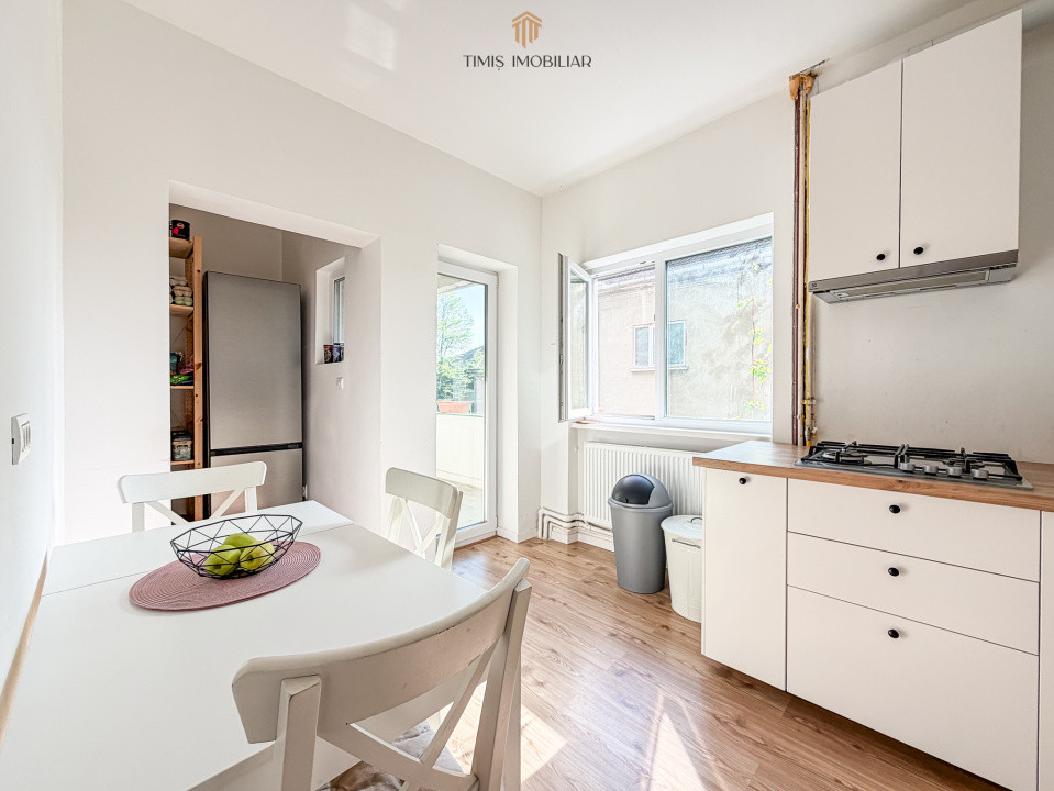 Apartament 5 camere, 125 mp – lângă Drept, Complex Studențesc