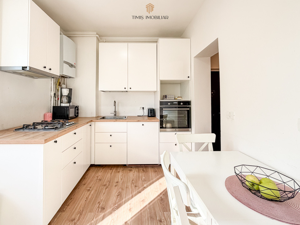 Apartament 5 camere, 125 mp – lângă Drept, Complex Studențesc