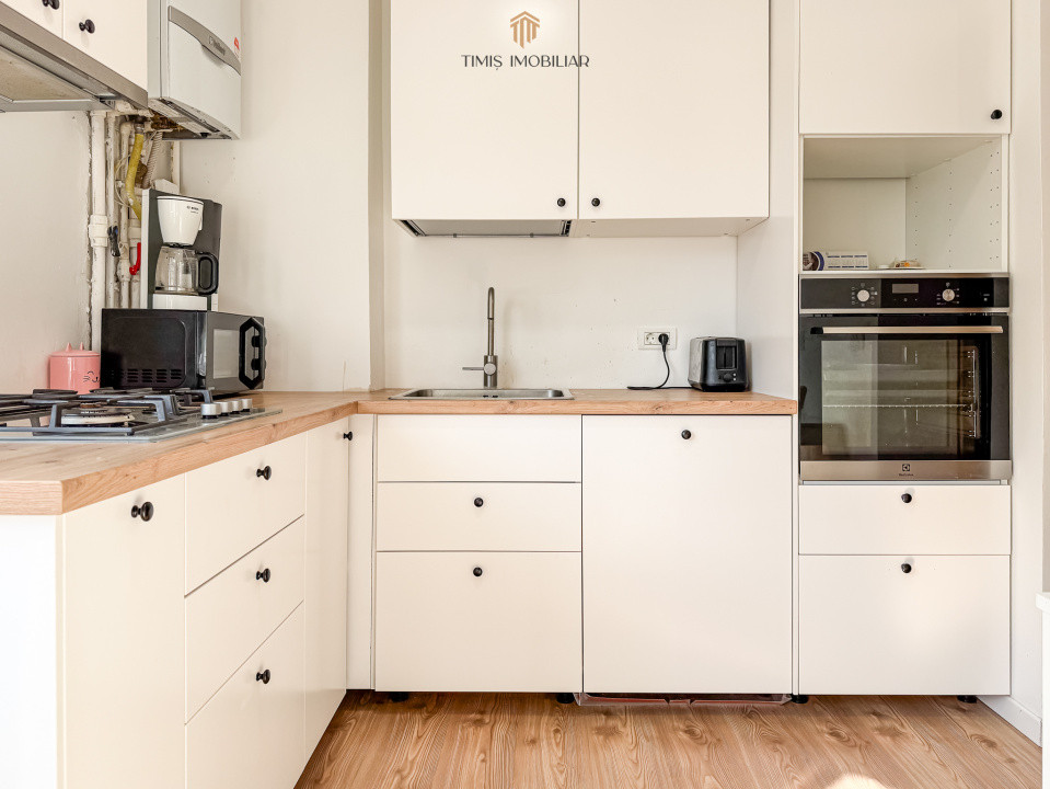 Apartament 5 camere, 125 mp – lângă Drept, Complex Studențesc