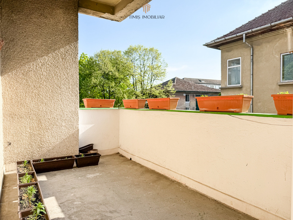 Apartament 5 camere, 125 mp – lângă Drept, Complex Studențesc