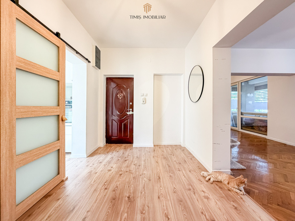 Apartament 5 camere, 125 mp – lângă Drept, Complex Studențesc