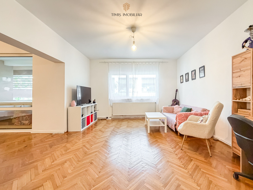 Apartament 5 camere, 125 mp – lângă Drept, Complex Studențesc