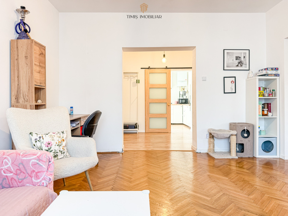 Apartament 5 camere, 125 mp – lângă Drept, Complex Studențesc