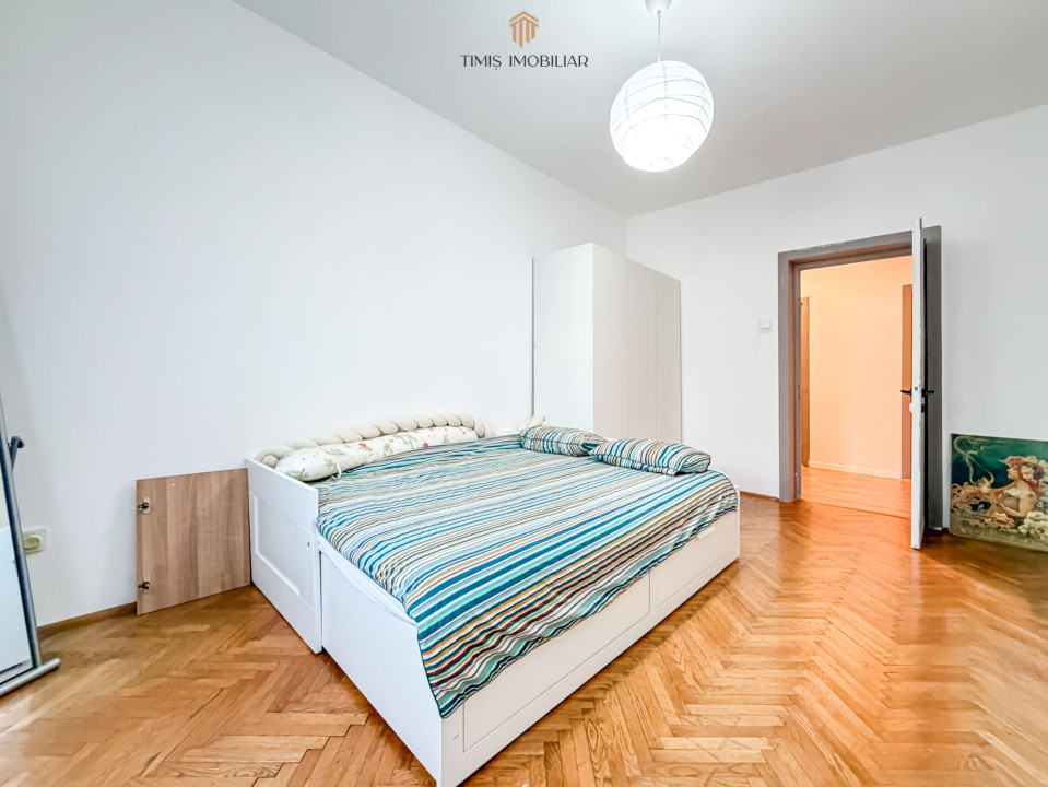 Apartament 5 camere, 125 mp – lângă Drept, Complex Studențesc